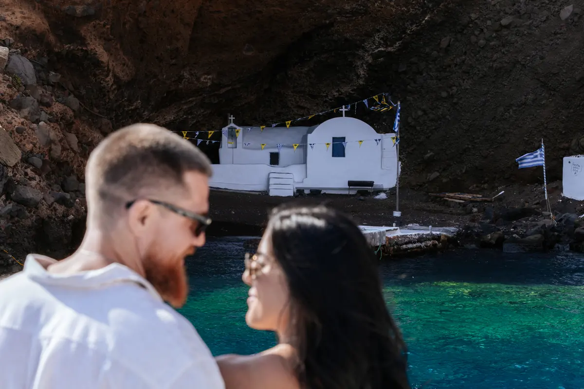 A quiet boathouse cove passed on the caldera loop