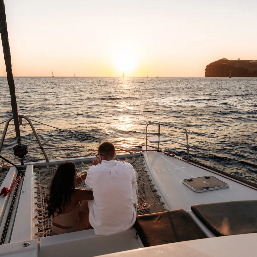 Low golden light on the water at the end of the sunset boat tour